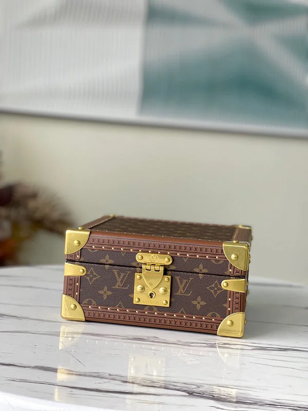 Ladies Louis Vuitton handbags with a detachable coin purse insideBC - LOUIS VUITTON BAGS - 5758