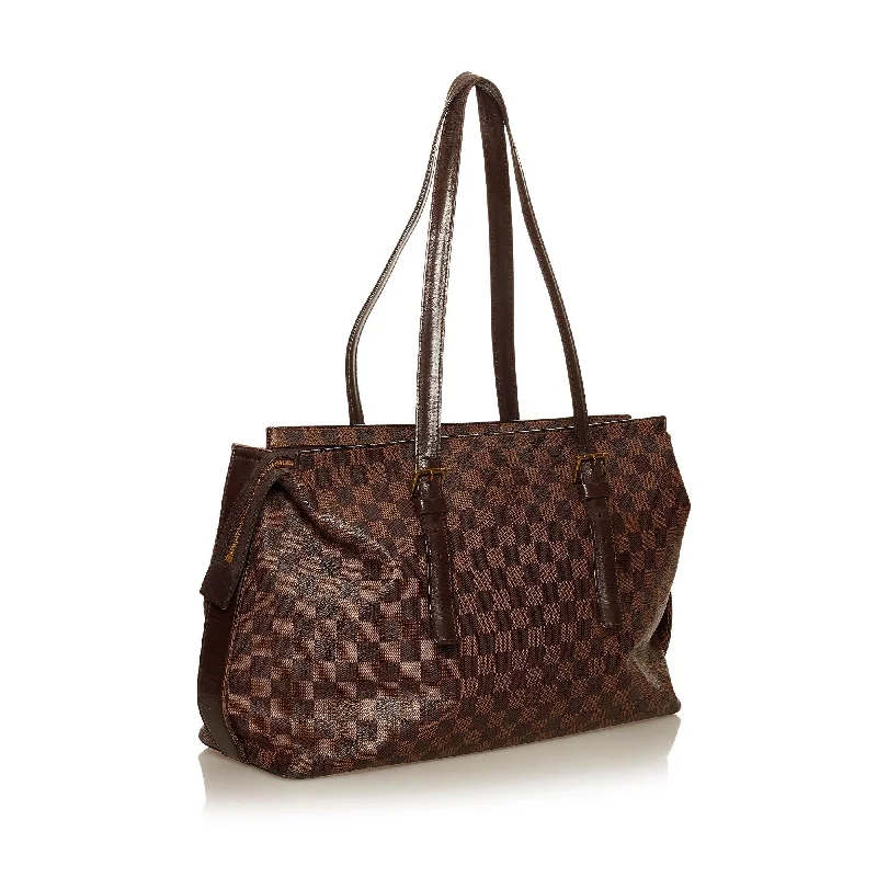 Louis Vuitton bags with a zip - around closure for enhanced securityLouis Vuitton Damier Ebene Chelsea (29434)