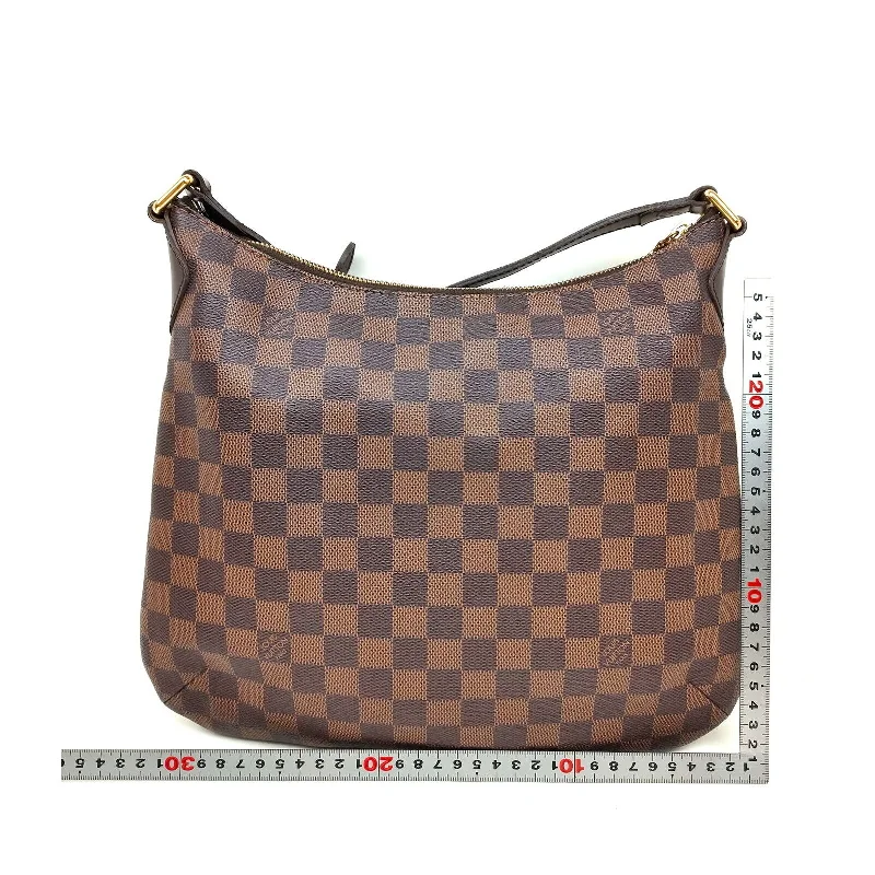 Ladies Louis Vuitton Petite Malle bags in a pastel color for a soft lookLouis Vuitton Bloomsbury PM Damier Ebene Crossbody Bag