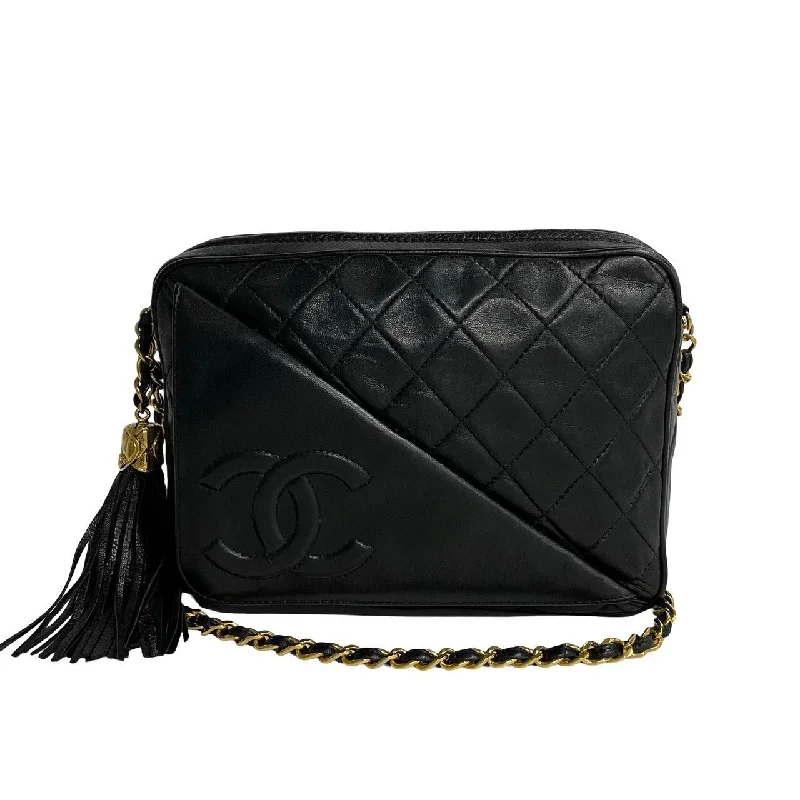 Chanel Vintage Inspired Handbag for Retro LoversChanel CC Matelasse Camera Bag  Leather Crossbody Bag in Good condition