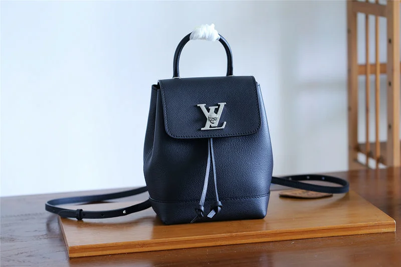 Ladies Louis Vuitton Capucines bags with a detachable shoulder strapBC - LOUIS VUITTON BAGS - 6153