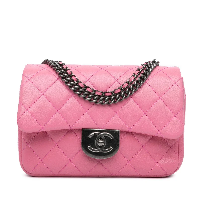 Chanel Medium Tote Bag for Office LadiesPink Chanel Small Goatskin Double Carry Waist Chain Flap Satchel