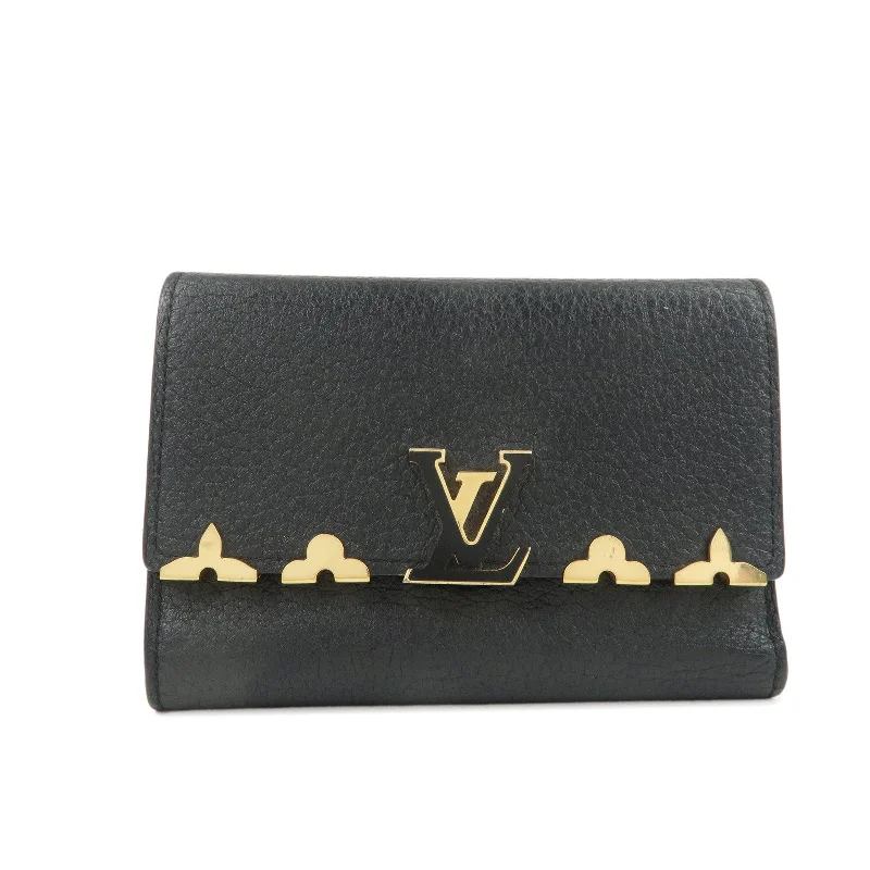 Ladies Louis Vuitton shoulder bags with a tassel decoration for charmLouis Vuitton Portefeuille Capucine Compact Wallet Noir M82764