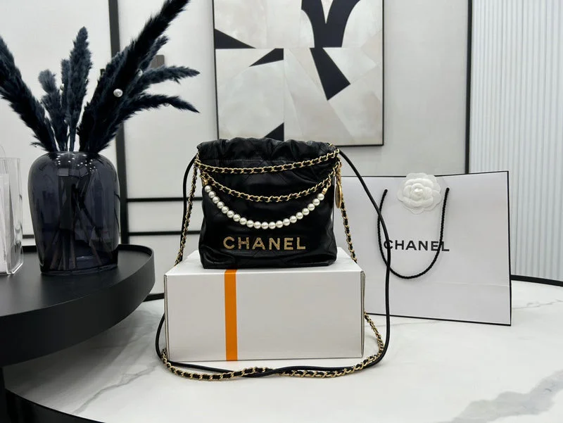 Chanel Quilted Leather Shoulder Bag for FashionistasChanel -Bags - CHL Bags - 154