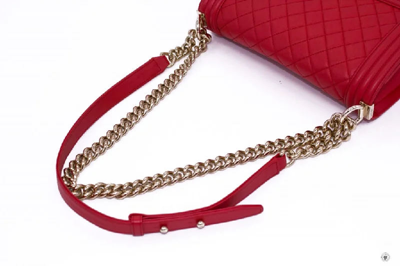 Chanel New Arrival Handbag with Gold HardwareChanel A67086 Boy Red Calfskin 25 Shoulder Bags Ghw