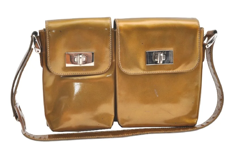 Women Gucci Sylvie bags with a leather - wrapped handleAuthentic GUCCI Vintage Shoulder Hand Bag Purse Enamel Gold 0536K