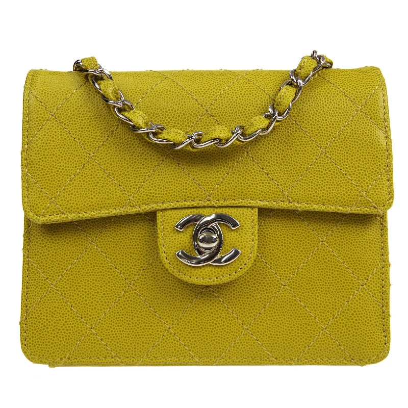 Chanel Vintage Inspired Handbag for Retro LoversCHANEL * 1997-1999 Classic Square Flap 17 Green Caviar