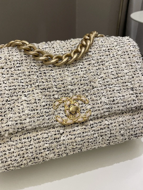 Chanel Vintage Inspired Handbag for Retro LoversChanel 19 Flap Bag Cream Tweed