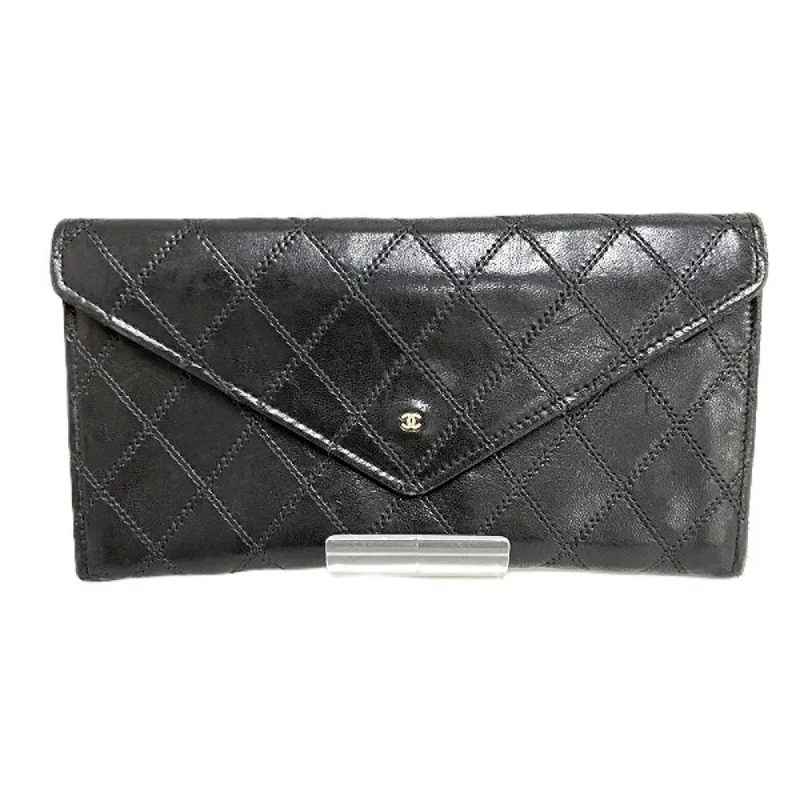 Chanel Small Crossbody Bag for TravelCHANEL Bicolor Black Coco Mark Long Wallet for Women