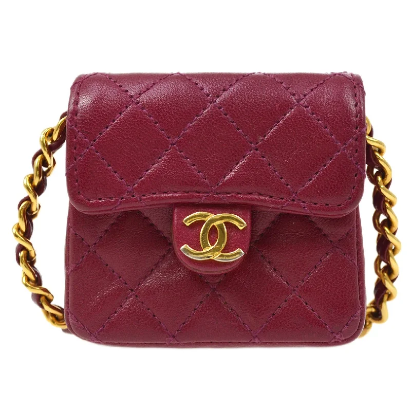 Chanel Lightweight Handbag for Daily ErrandsChanel 1989-1991 Pink Lambskin Quilted Pochette Micro