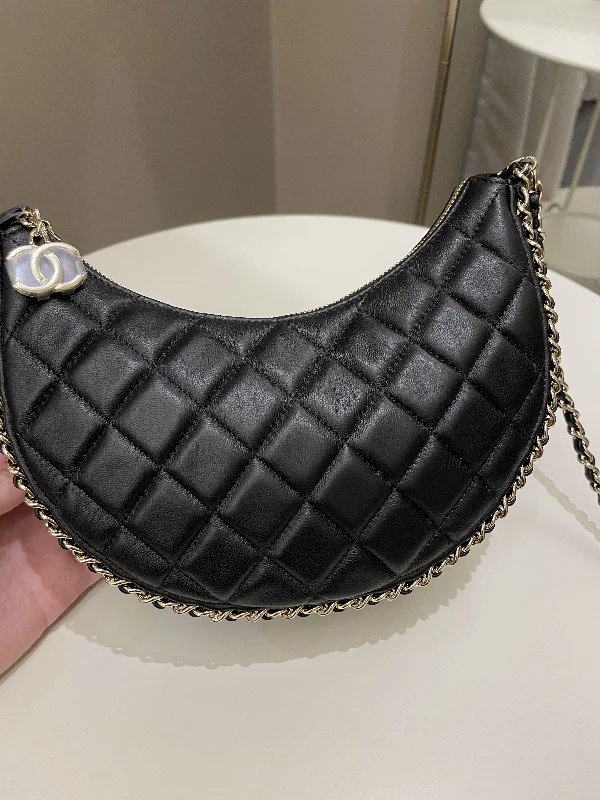 Chanel All - Match Handbag for Versatile StylingChanel 23P Quilted Chain Around Hobo Bag Black Lambskin