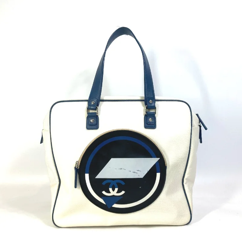 Chanel Quilted Leather Shoulder Bag for FashionistasChanel Airline Bag Tote Bag Shoulder Bag White blue