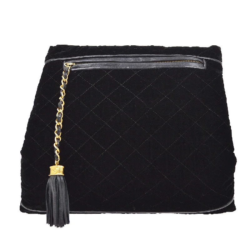 Chanel Chain Strap Handbag for Everyday UseChanel 1986-1988 Fringe Hand Warmer Clutch Bag Black Velvet