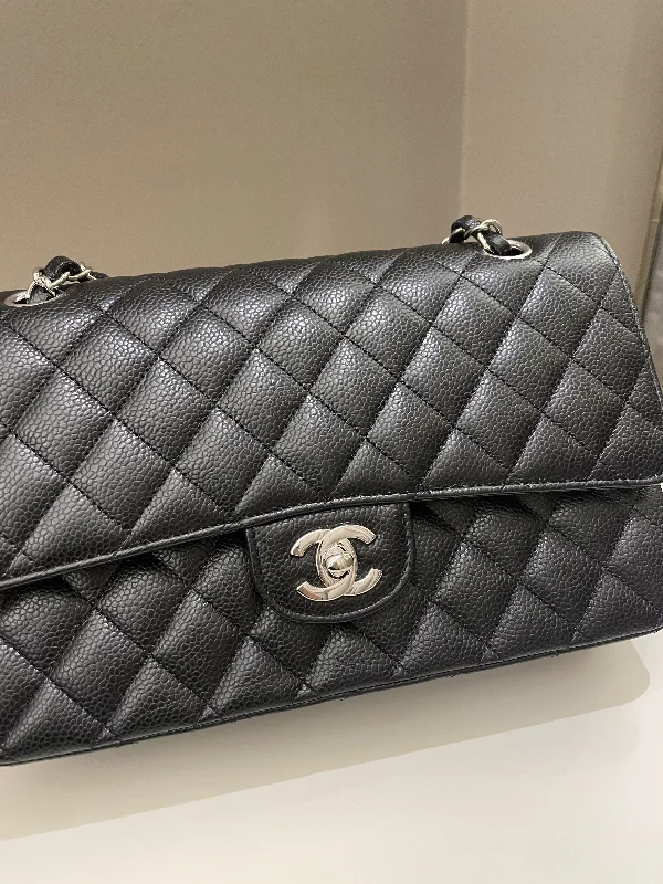 Chanel Small Crossbody Bag for TravelChanel Classic Quilted Medium Double Flap Black Caviar