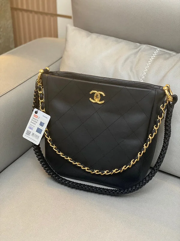 Chanel Quilted Leather Shoulder Bag for FashionistasChanel -Bags - CHL Bags - 146