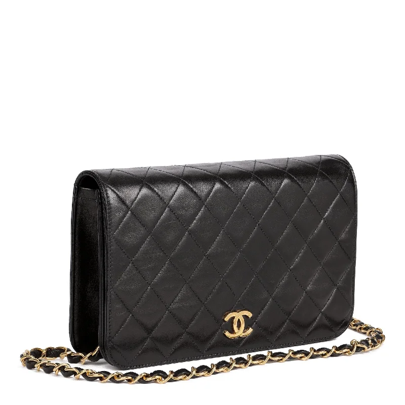 Chanel Classic Flap Bag for Evening PartyChanel Black Quilted Lambskin Vintage Small Classic Single Full Flap Bag